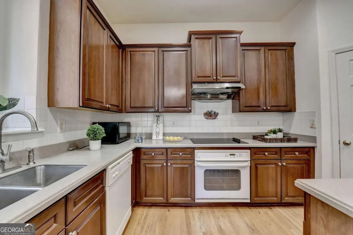 1051 Carroll Court