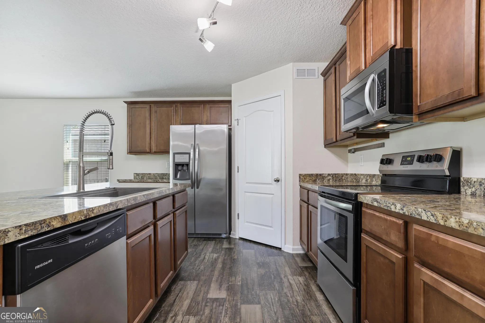 319 Brooklet Circle