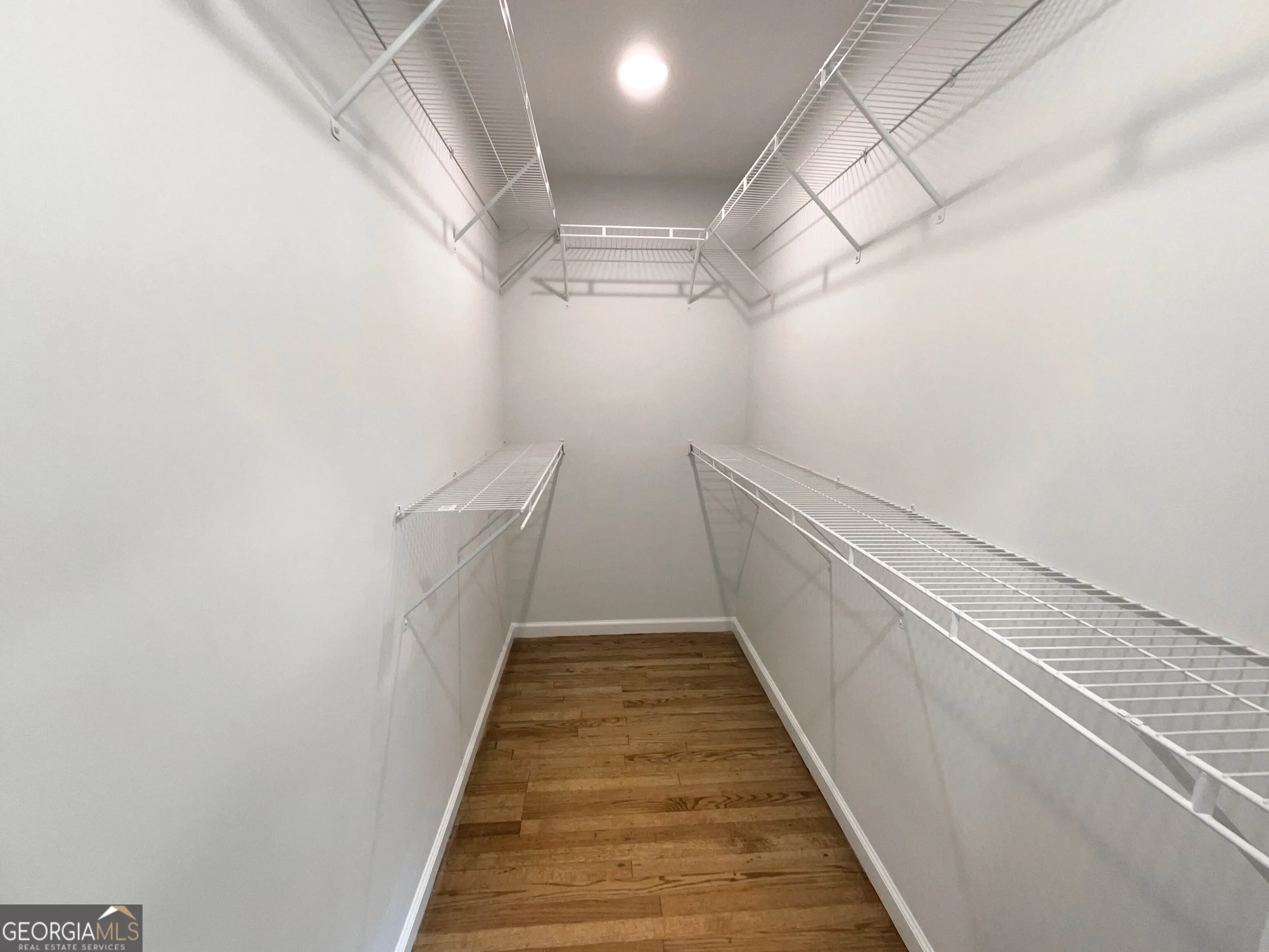 2460 Surrey Trail