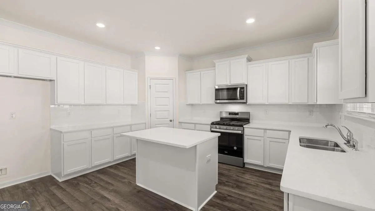 251 Sandy Oak Drive