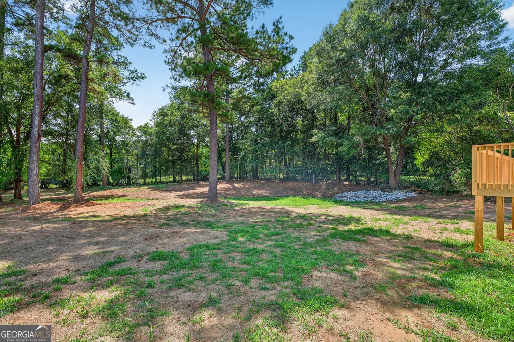 883 Windward Road