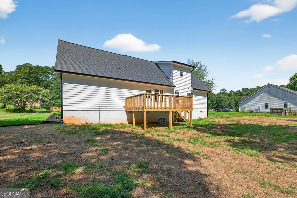 883 Windward Road