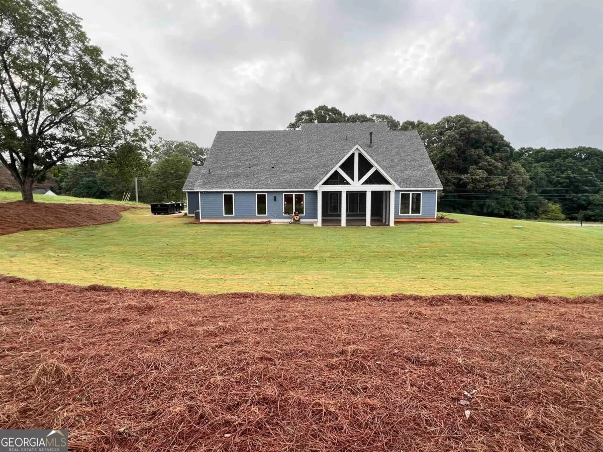 1111 Sunset Bluff
