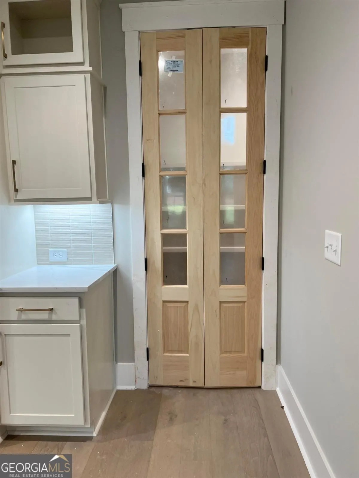 1111 Sunset Bluff