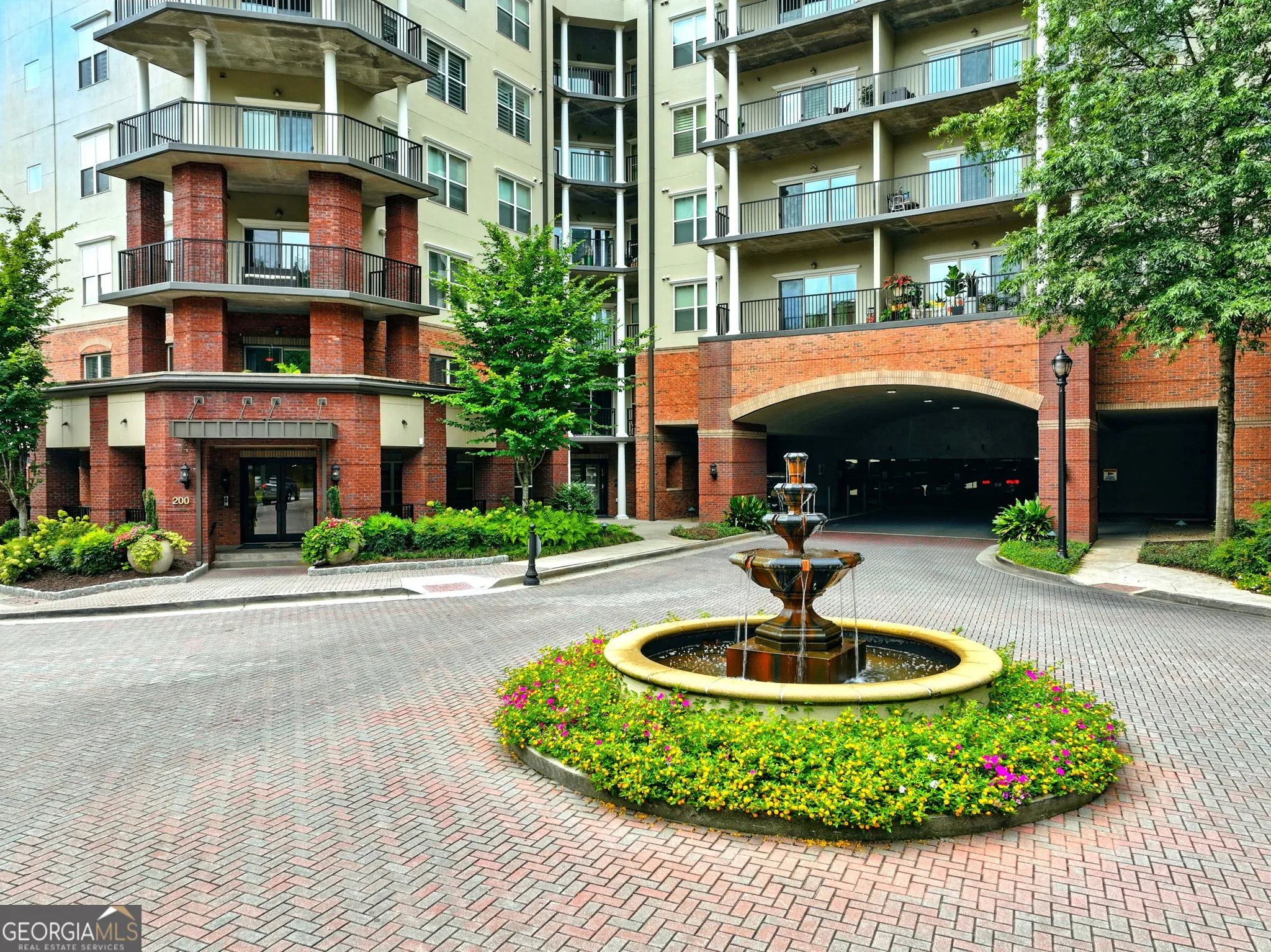 445 200 River Vista Drive, #445