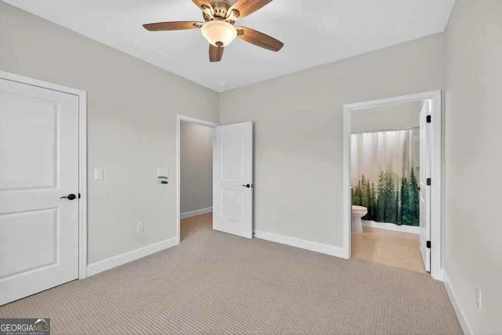 1111 Lake Terrace Bend