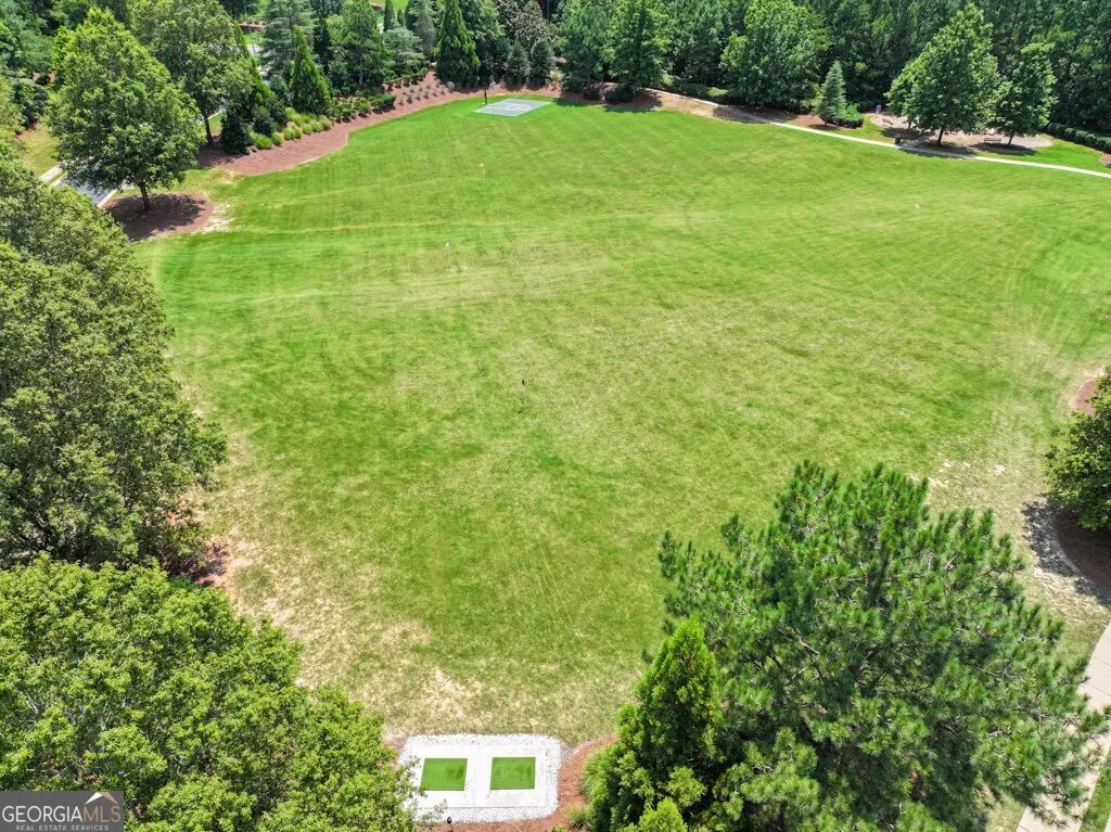 1111 Lake Terrace Bend
