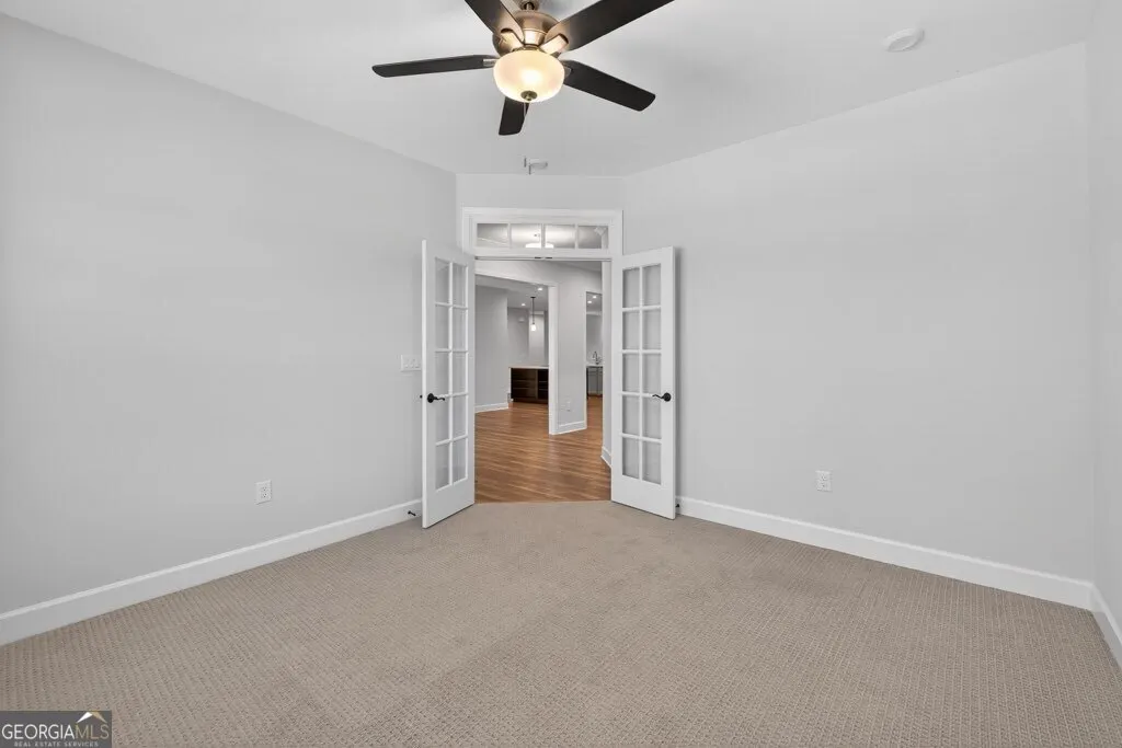 1111 Lake Terrace Bend