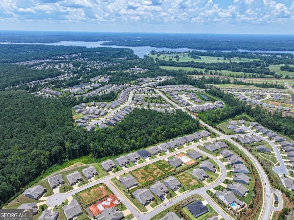 1111 Lake Terrace Bend