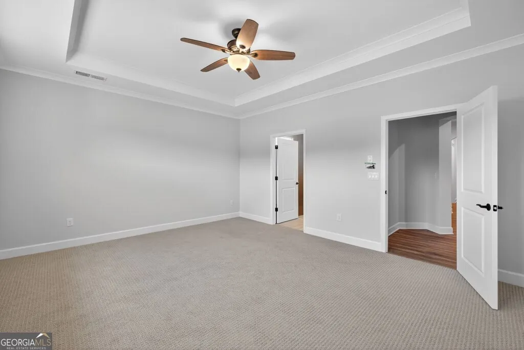 1111 Lake Terrace Bend