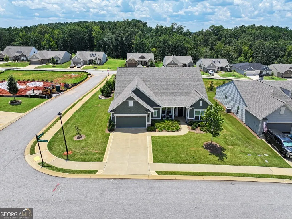 1111 Lake Terrace Bend