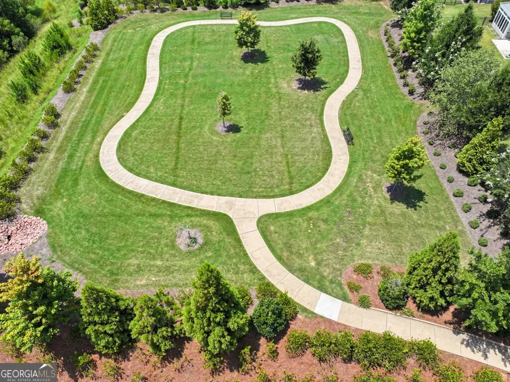 1111 Lake Terrace Bend