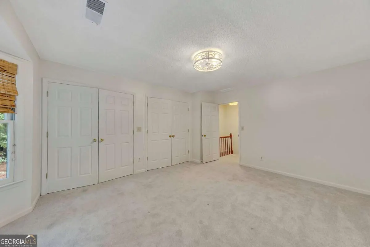 110 Great Oaks Lane