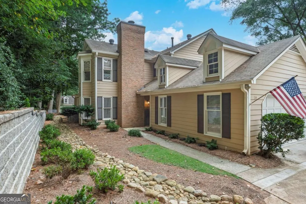 110 Great Oaks Lane