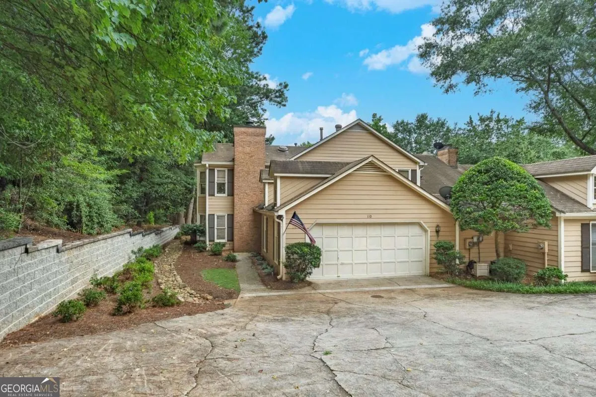 110 Great Oaks Lane