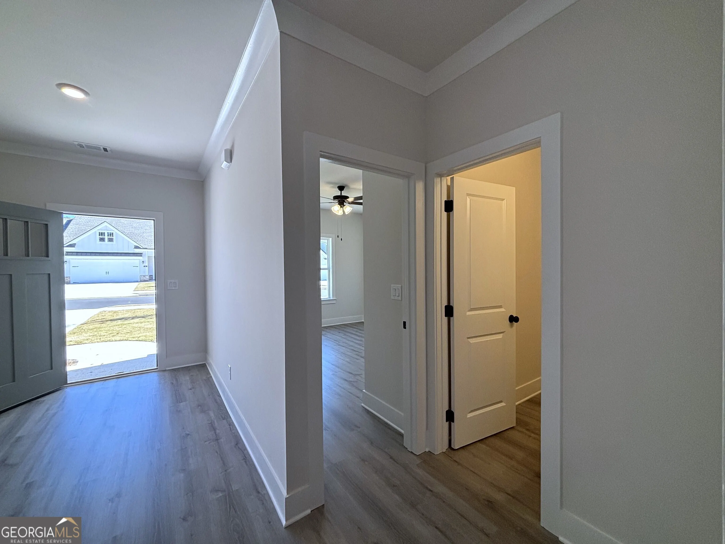 15 36 Village Court, #15