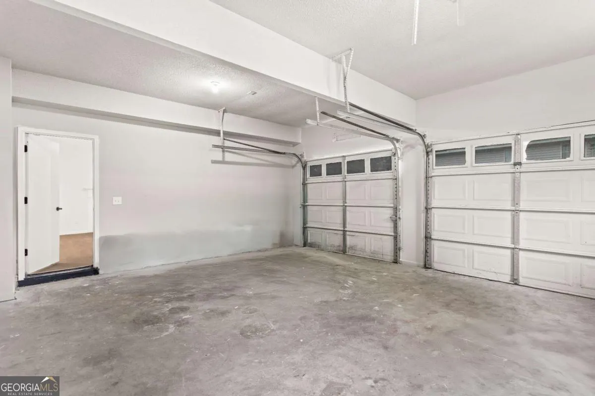 3636 River Heights