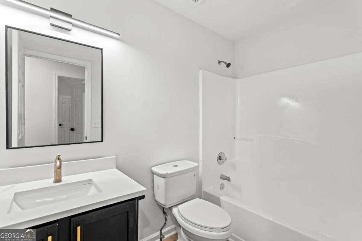 3636 River Heights