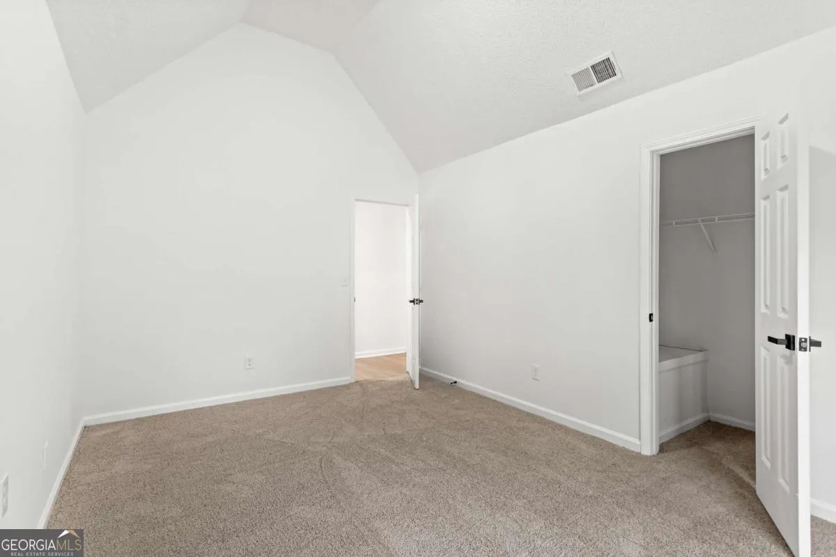 3636 River Heights