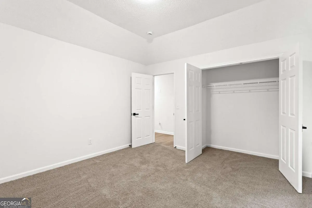 3636 River Heights