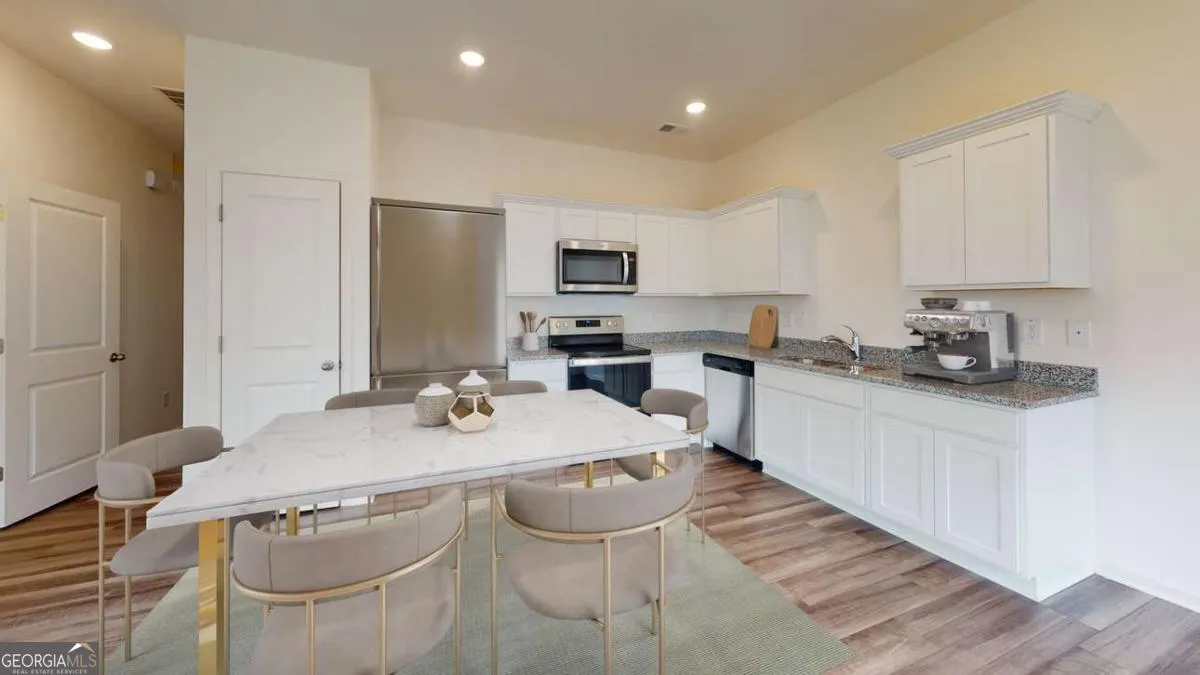 3003 Acacia Circle