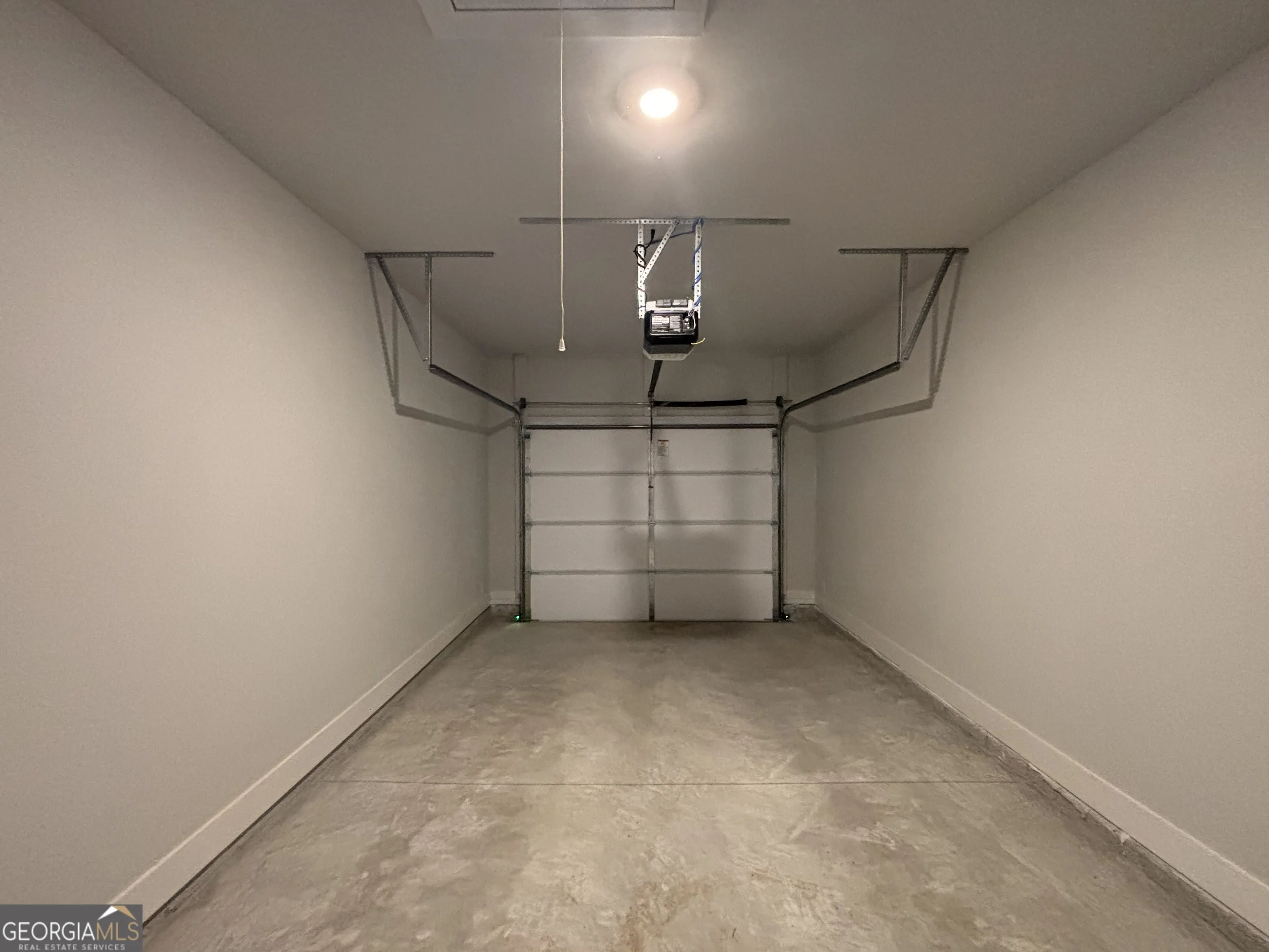16 28 Village Court, #16