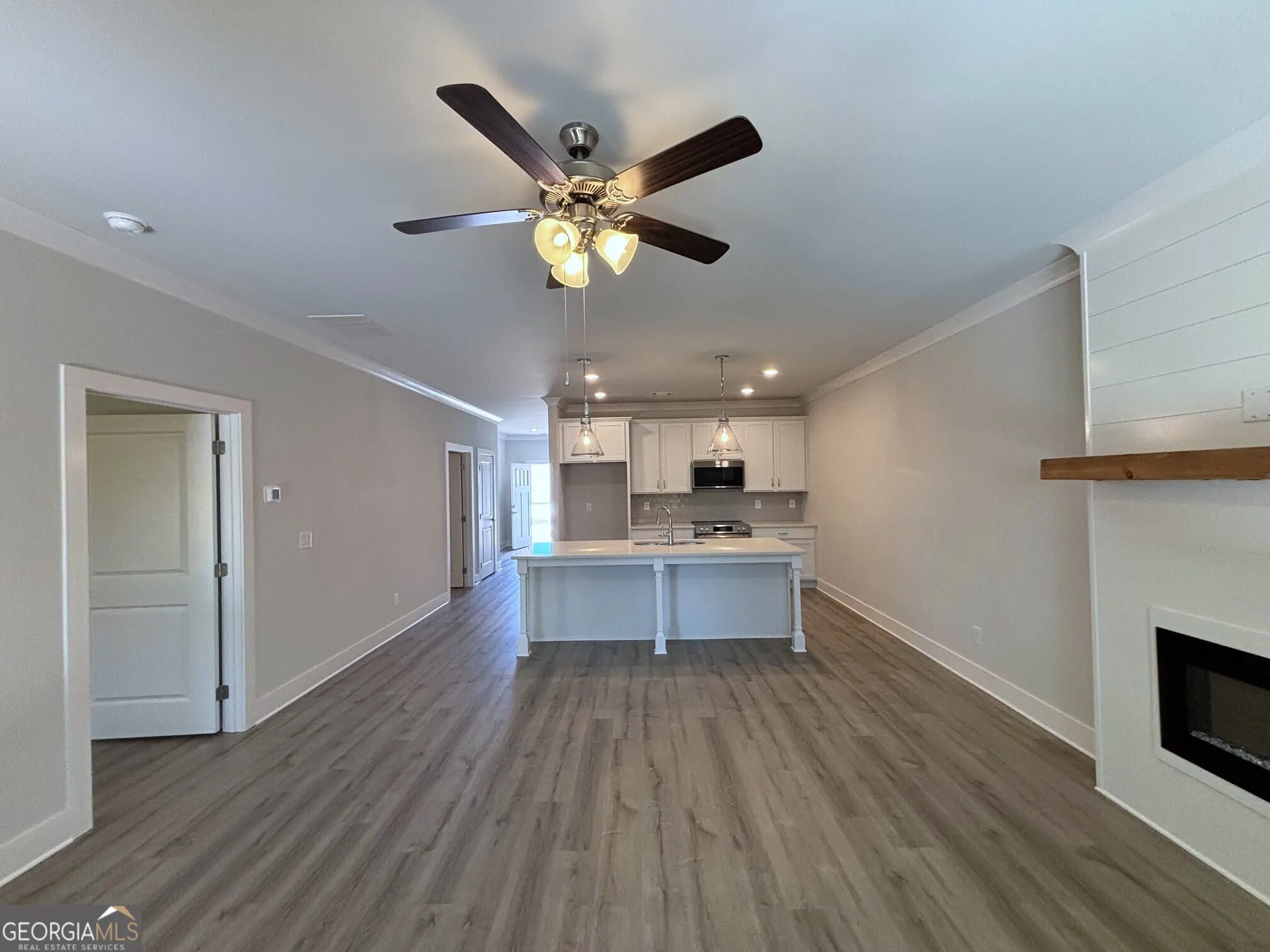 16 28 Village Court, #16