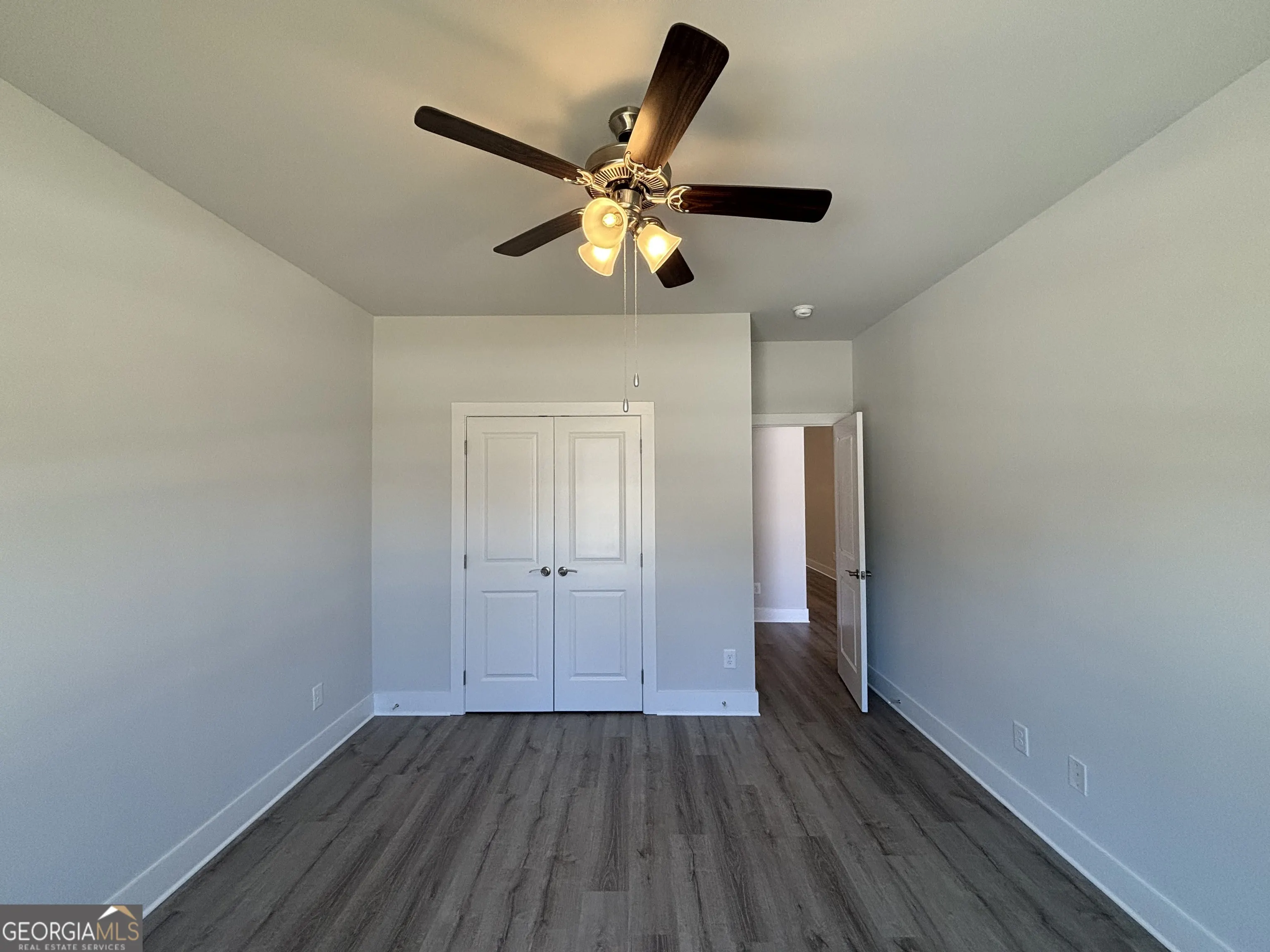 16 28 Village Court, #16