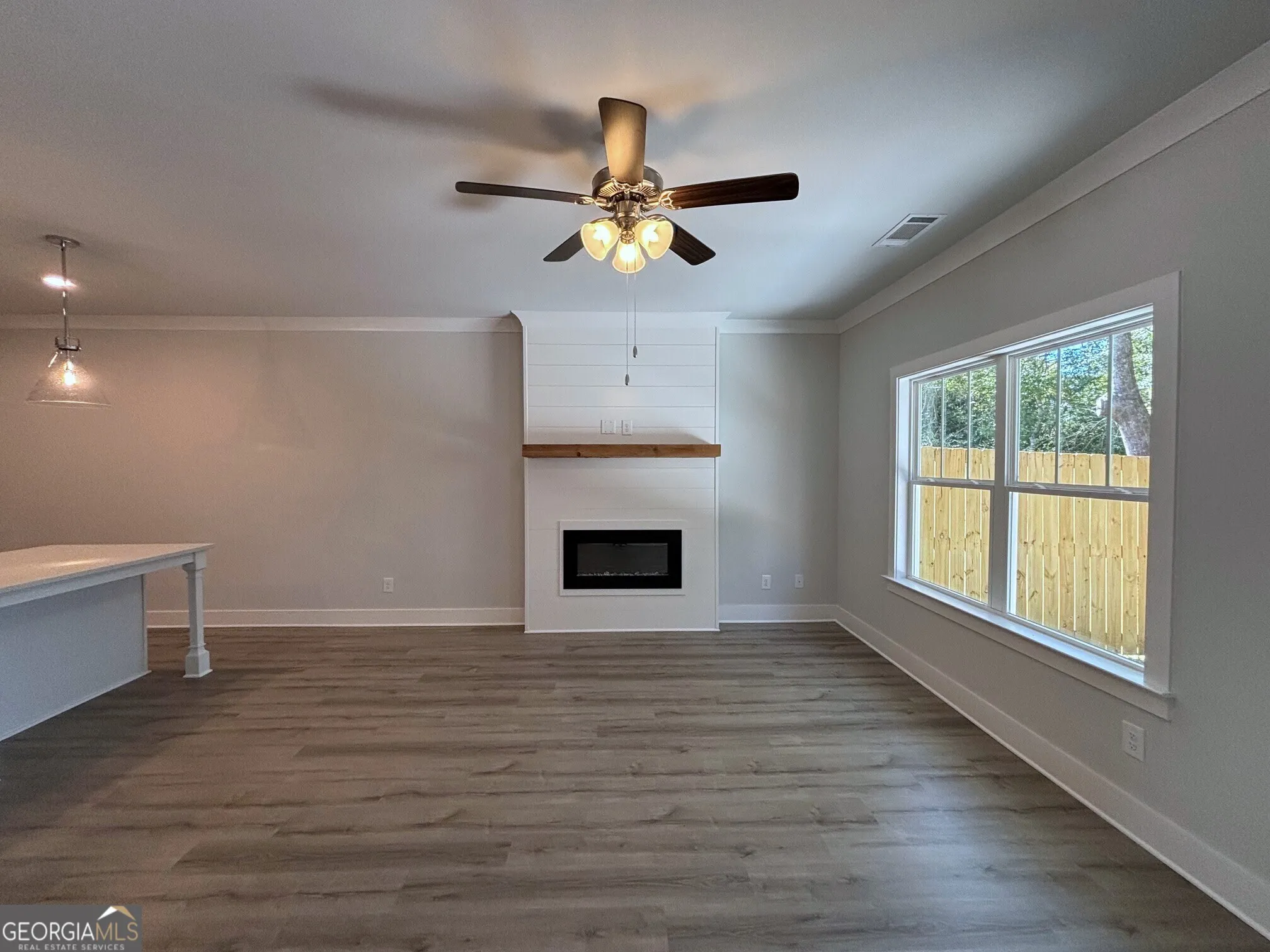 16 28 Village Court, #16