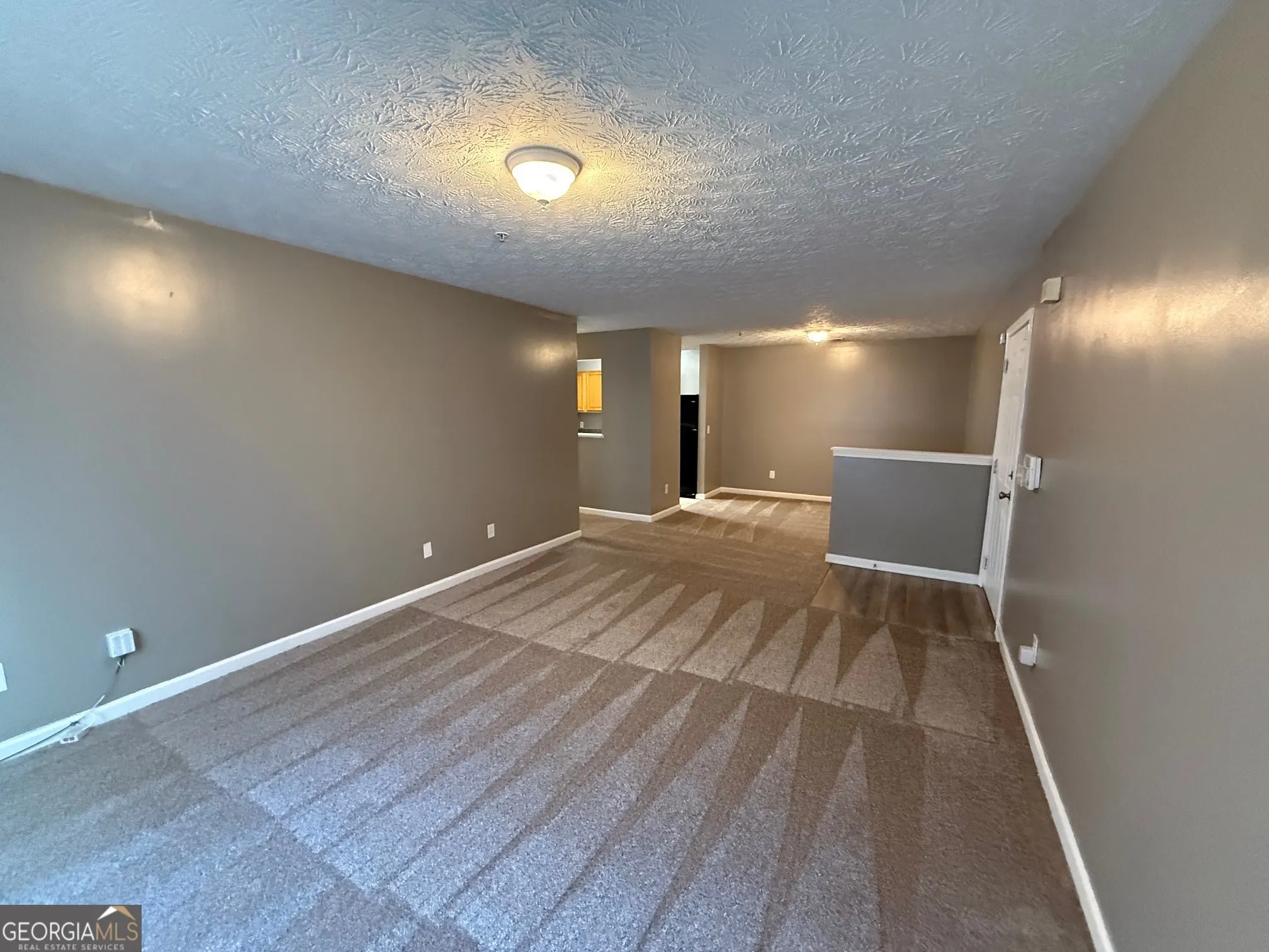 13104 Fairington Ridge Circle