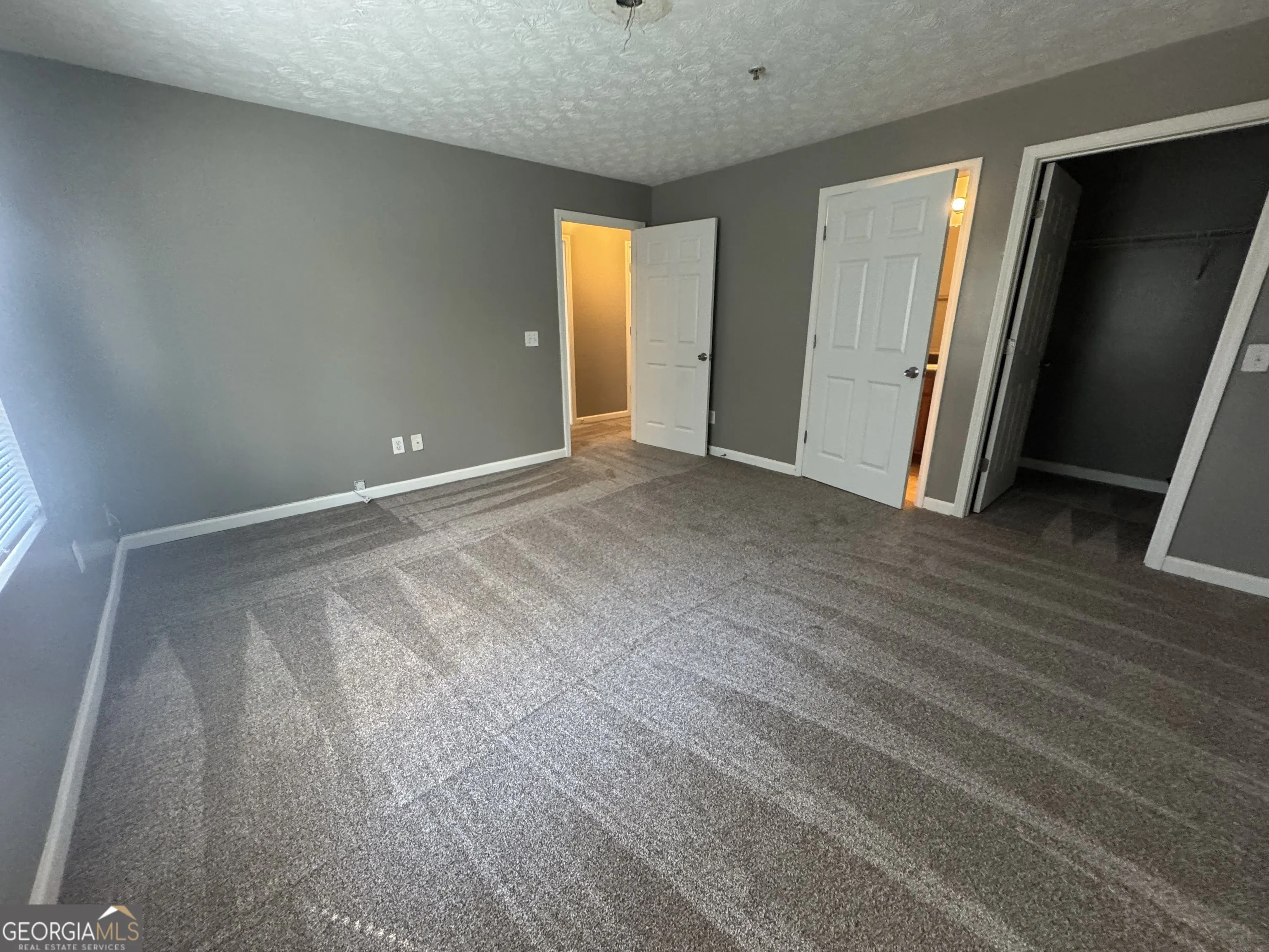 13104 Fairington Ridge Circle