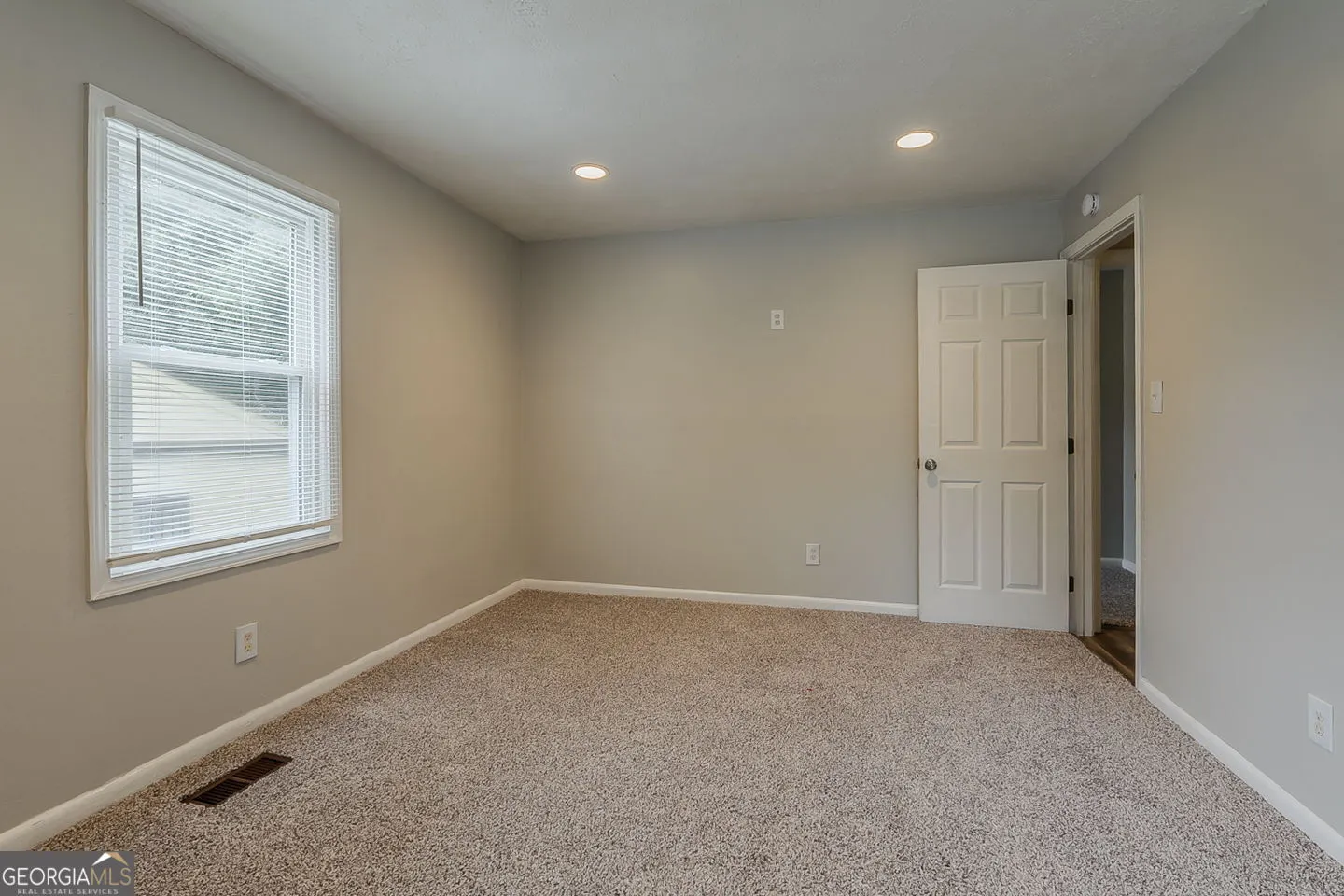 3633 Bunker Hill Drive SW