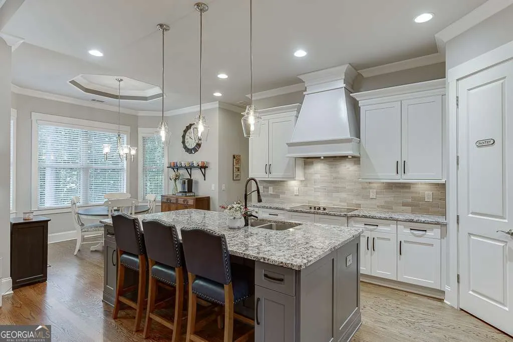 531 Meadow Lake Terrace