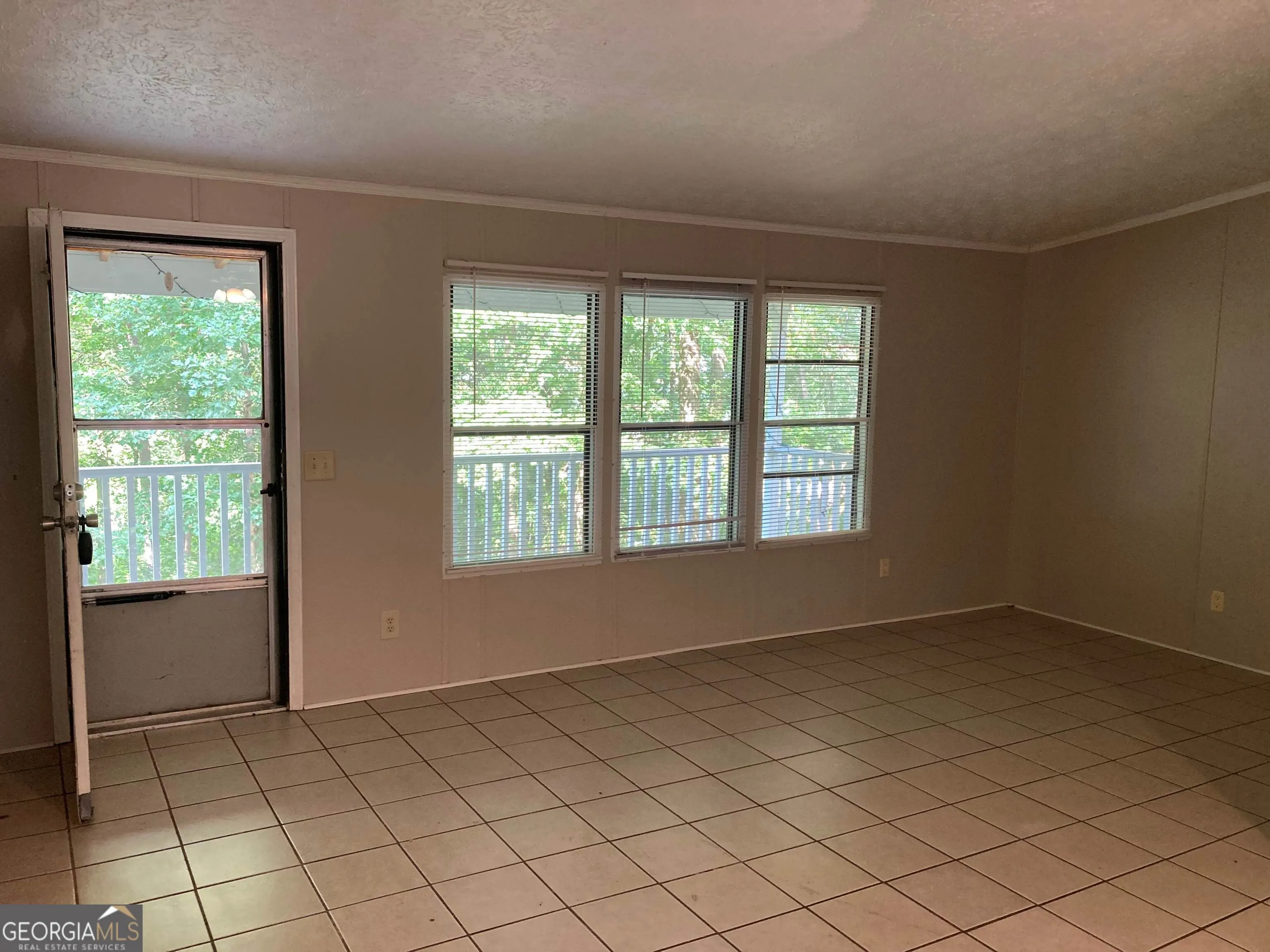 5257 Highway 115 W