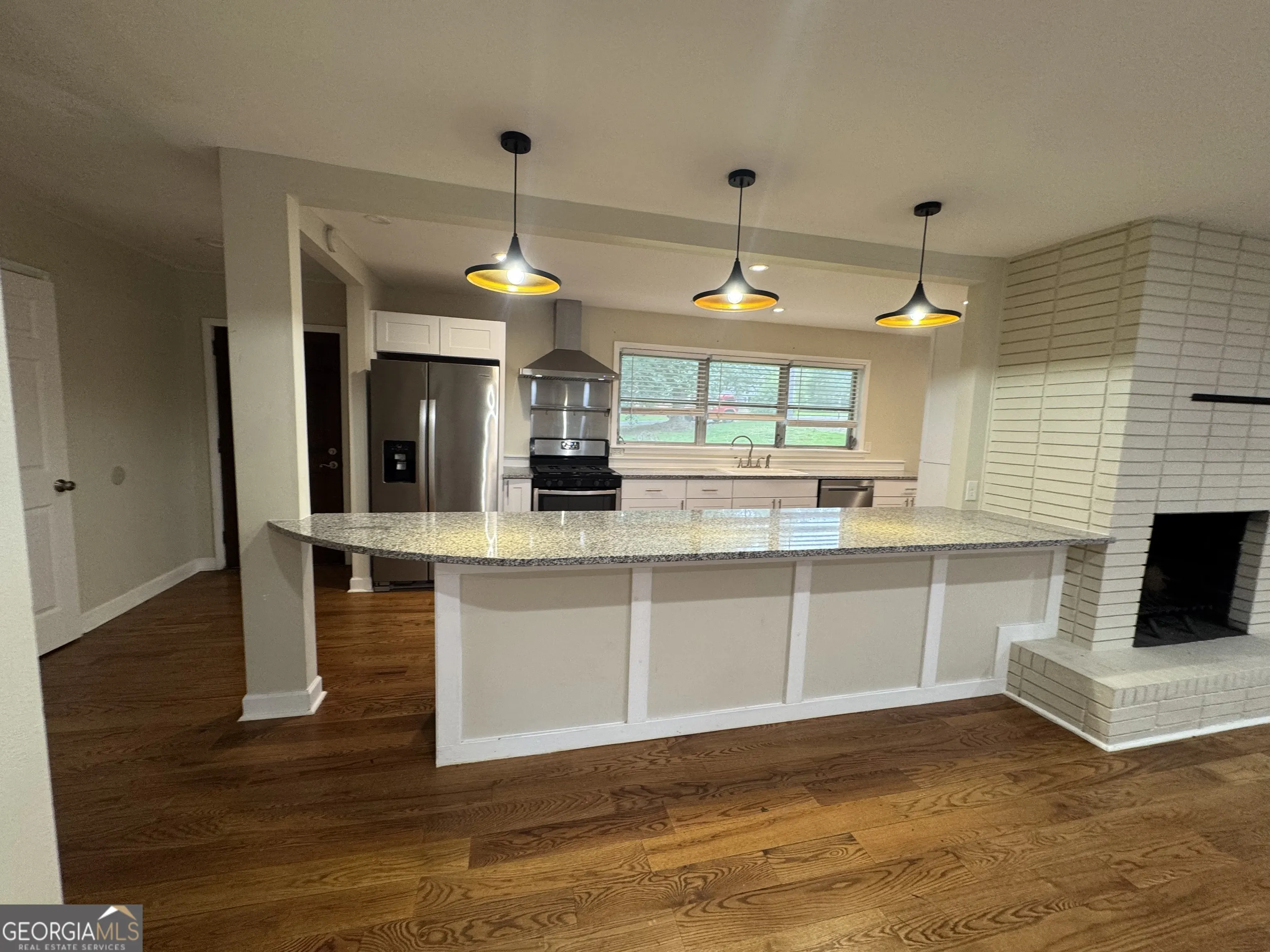 1810 Pine Forest Circle