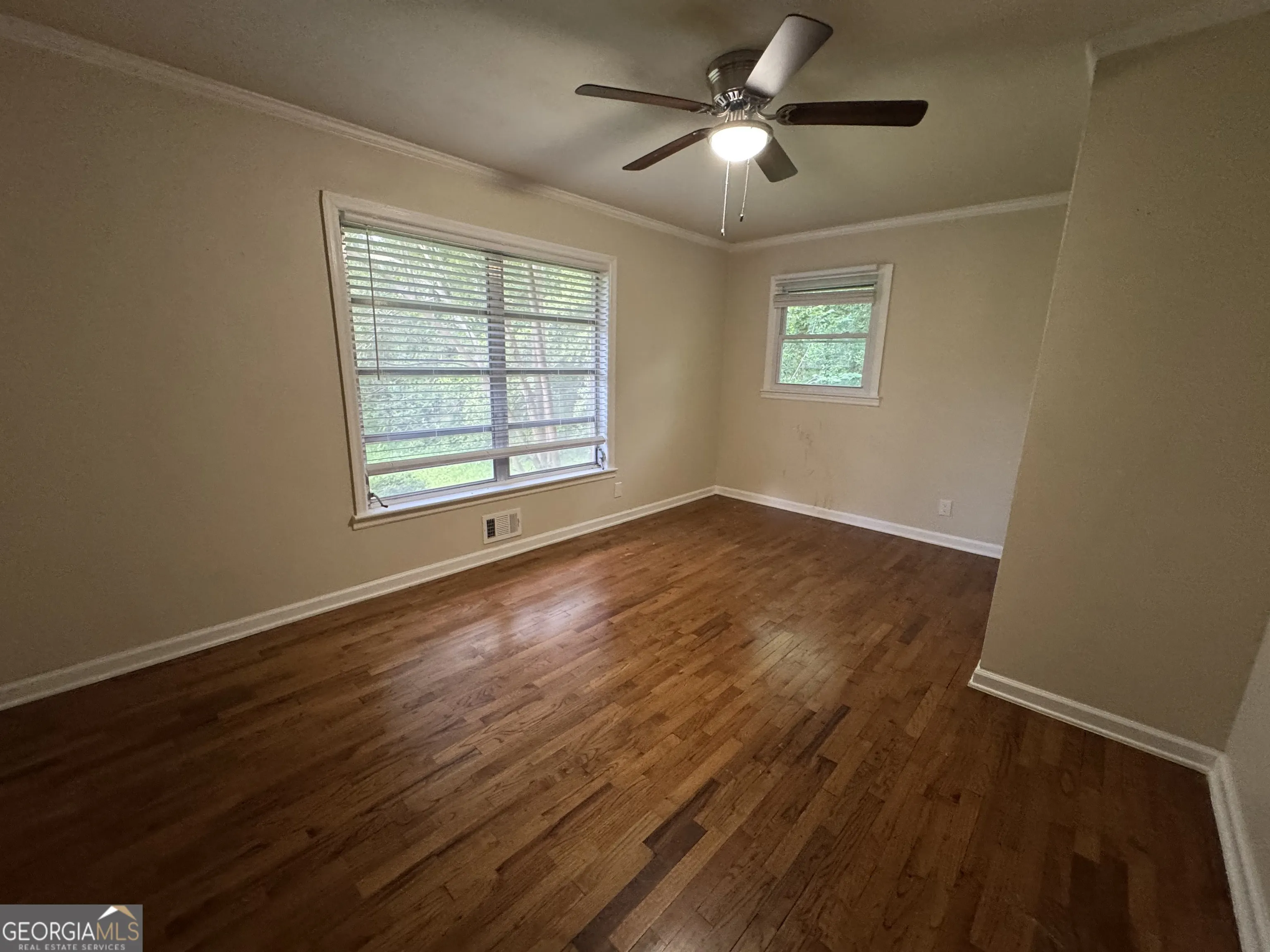 1810 Pine Forest Circle