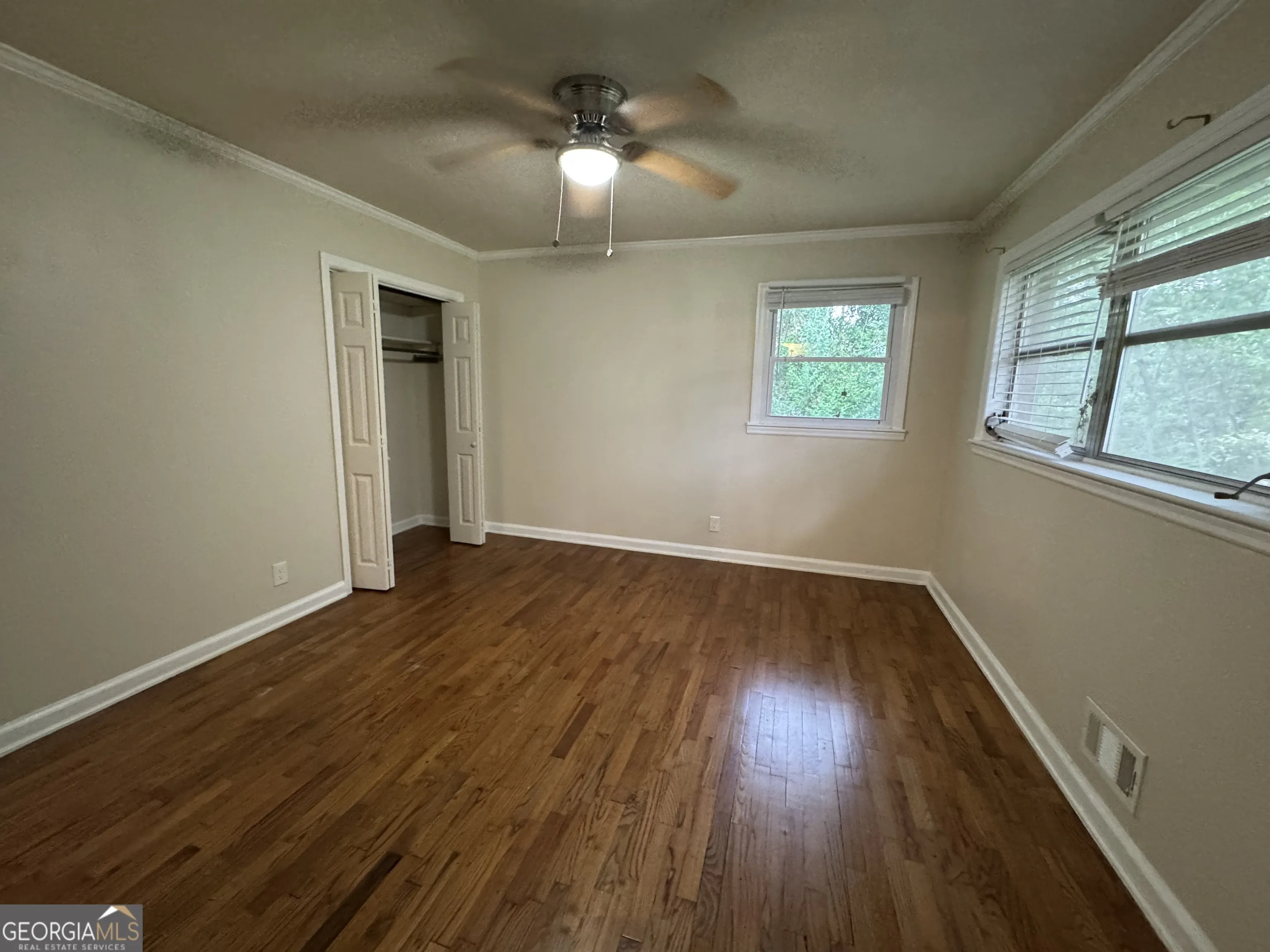 1810 Pine Forest Circle