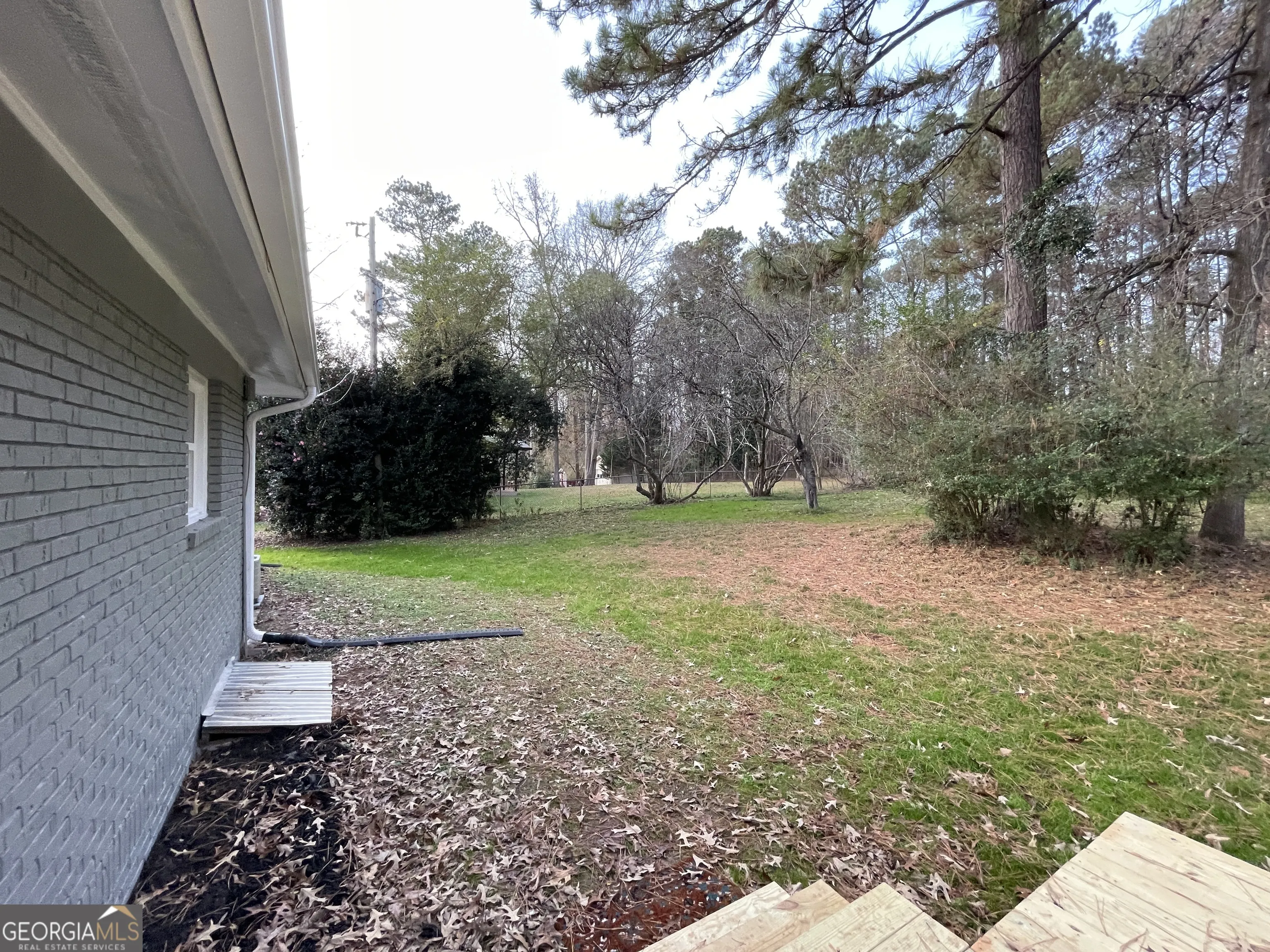 1199 Country Club Road