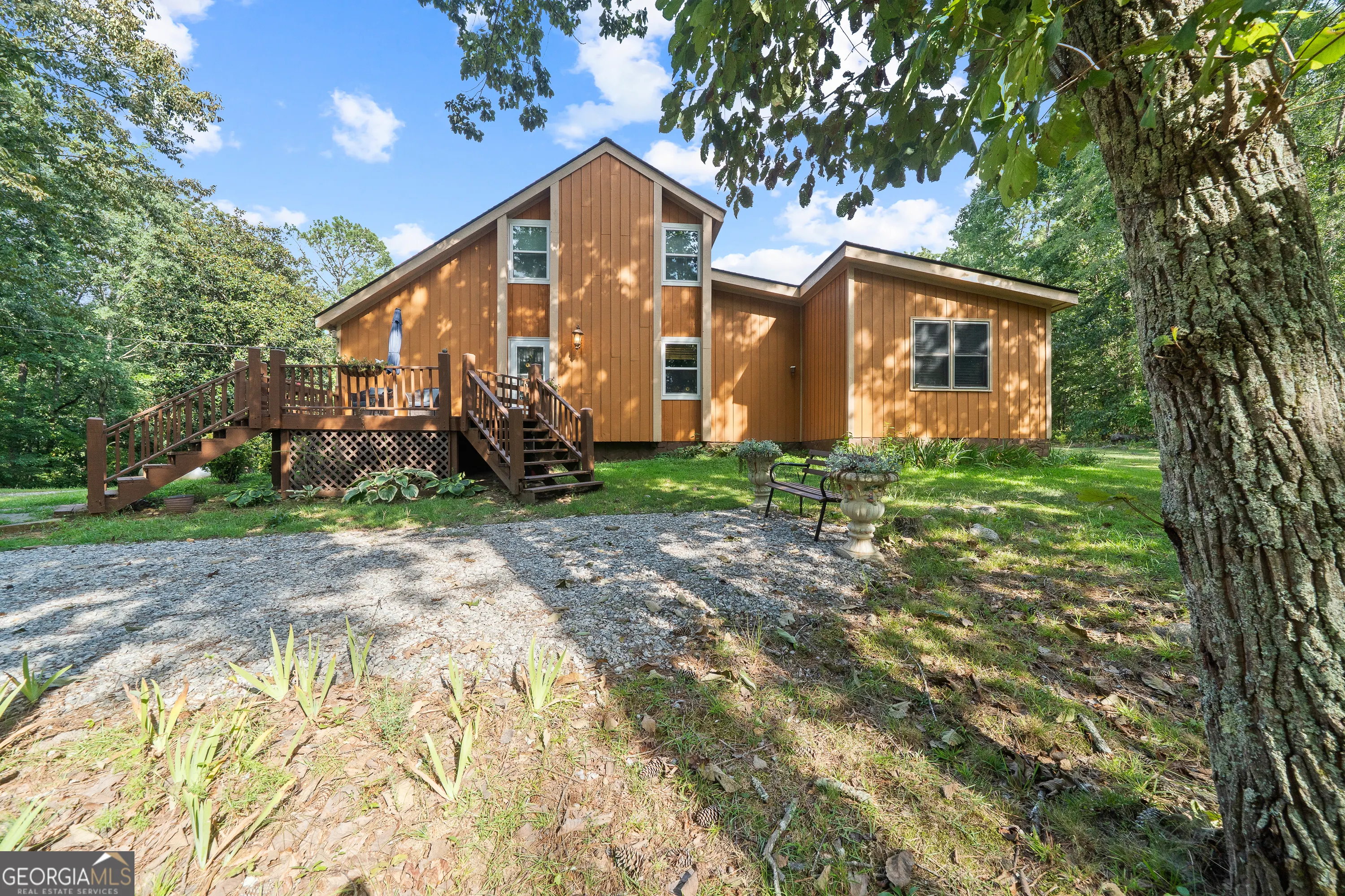 709 Barnes Mountain Road