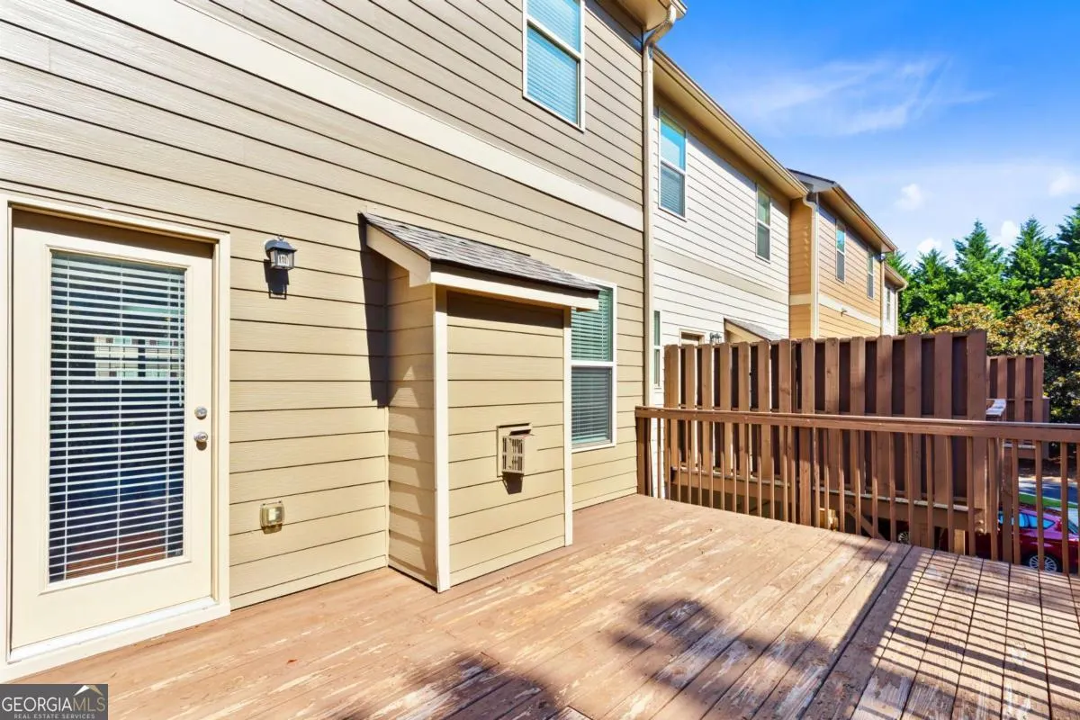 15 3815 FELTON HILL Road SW, #15