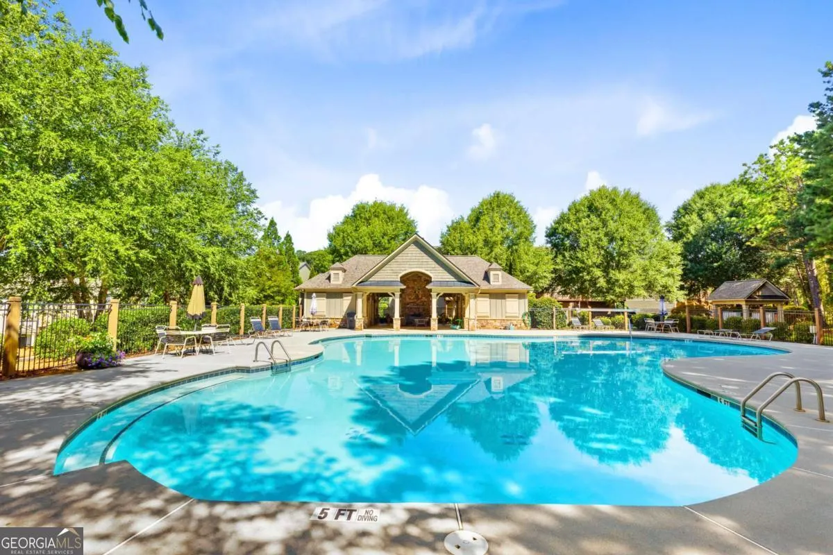 15 3815 FELTON HILL Road SW, #15