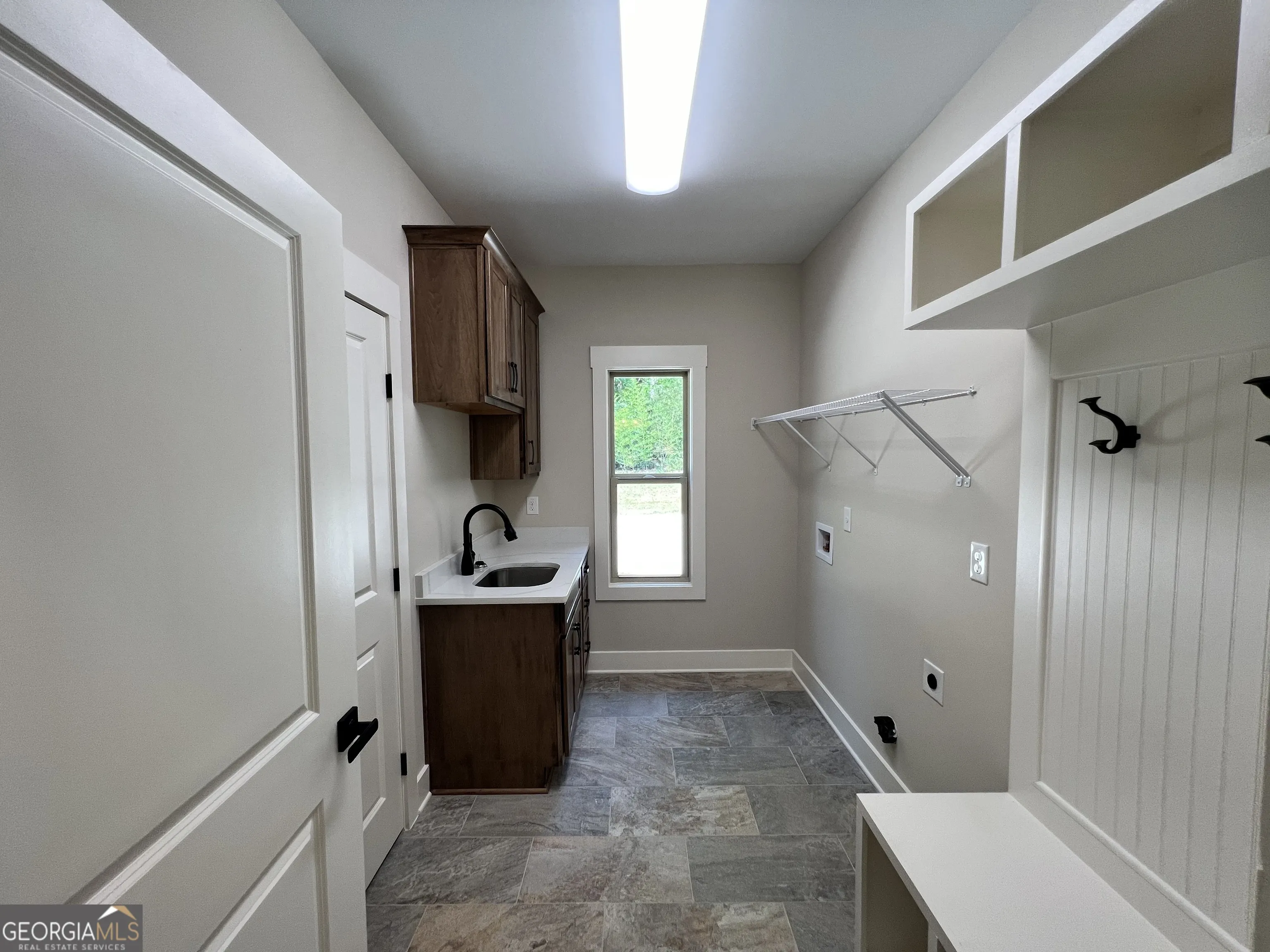 1841 FLAT SHOALS Road