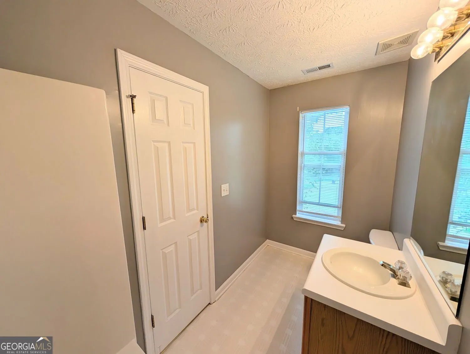3405 Cascade Trail