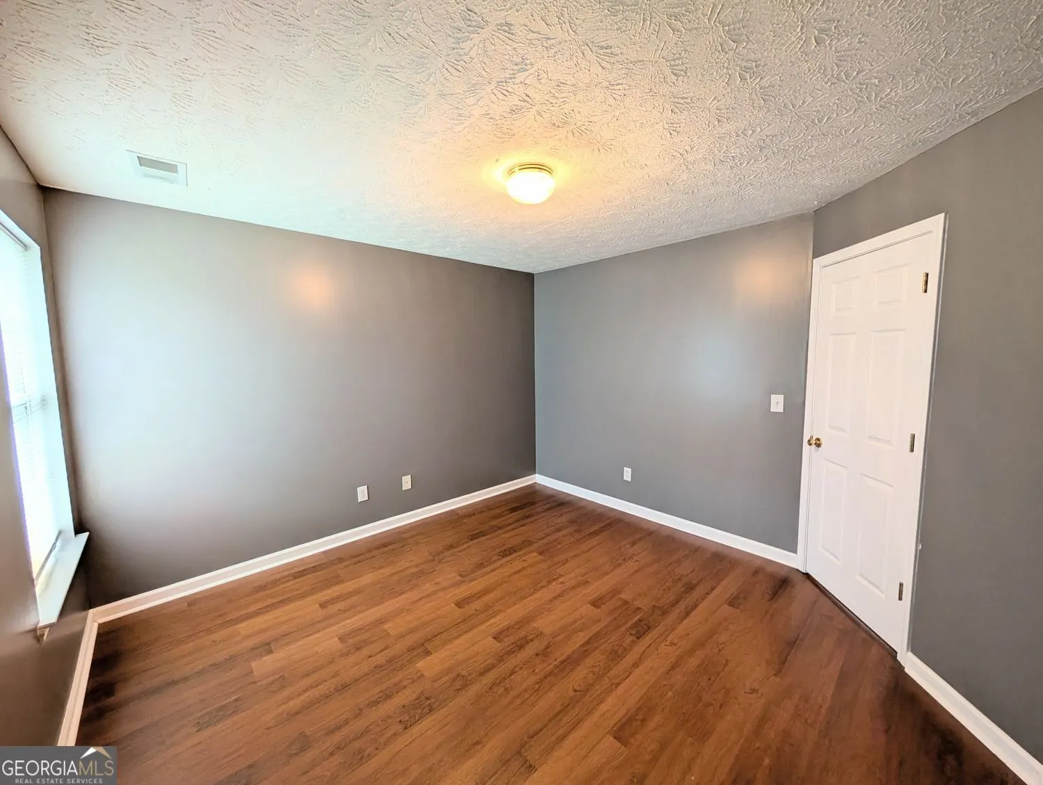3405 Cascade Trail