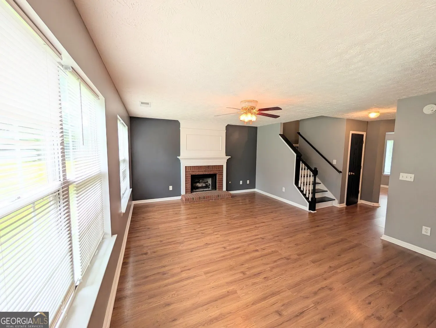 3405 Cascade Trail