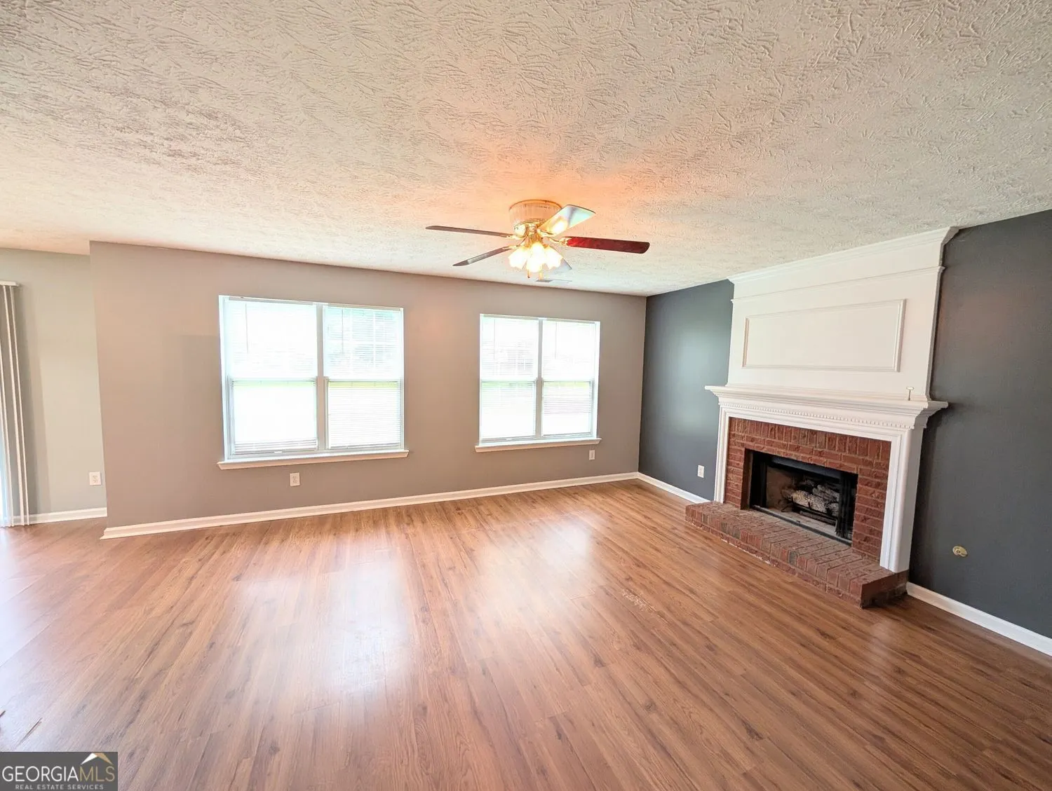 3405 Cascade Trail
