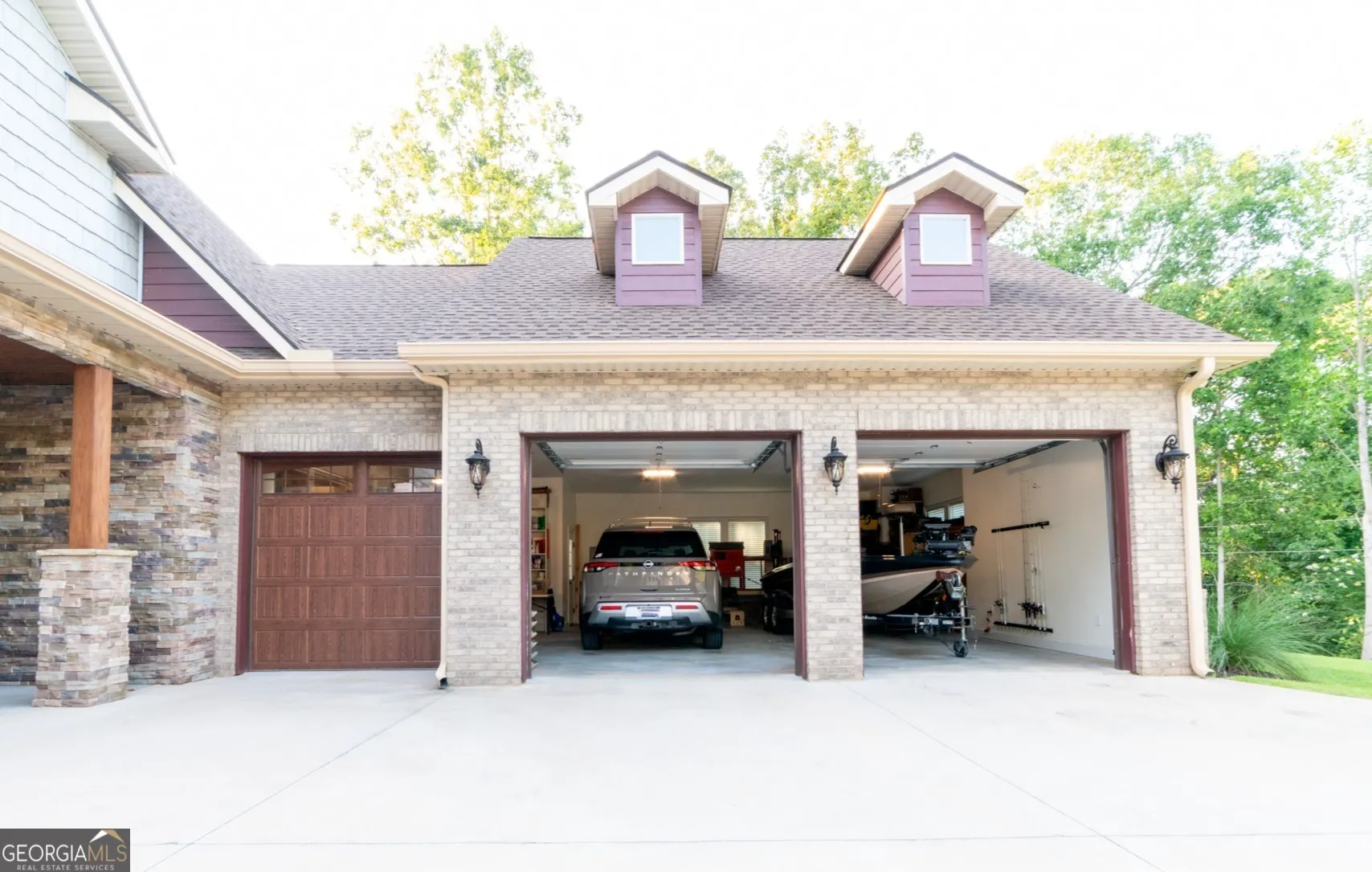 218 Riverlake Road