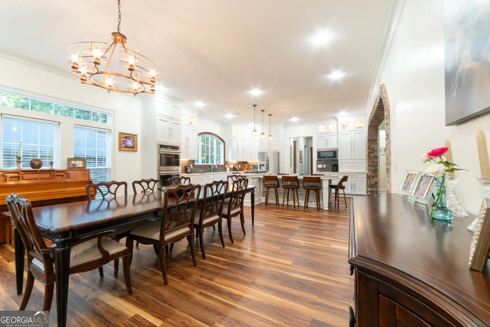 218 Riverlake Road