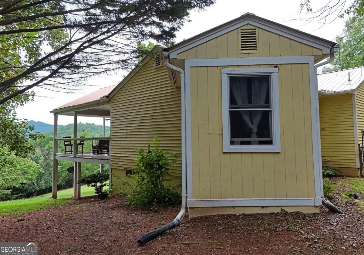 557 Hidden Pines Court