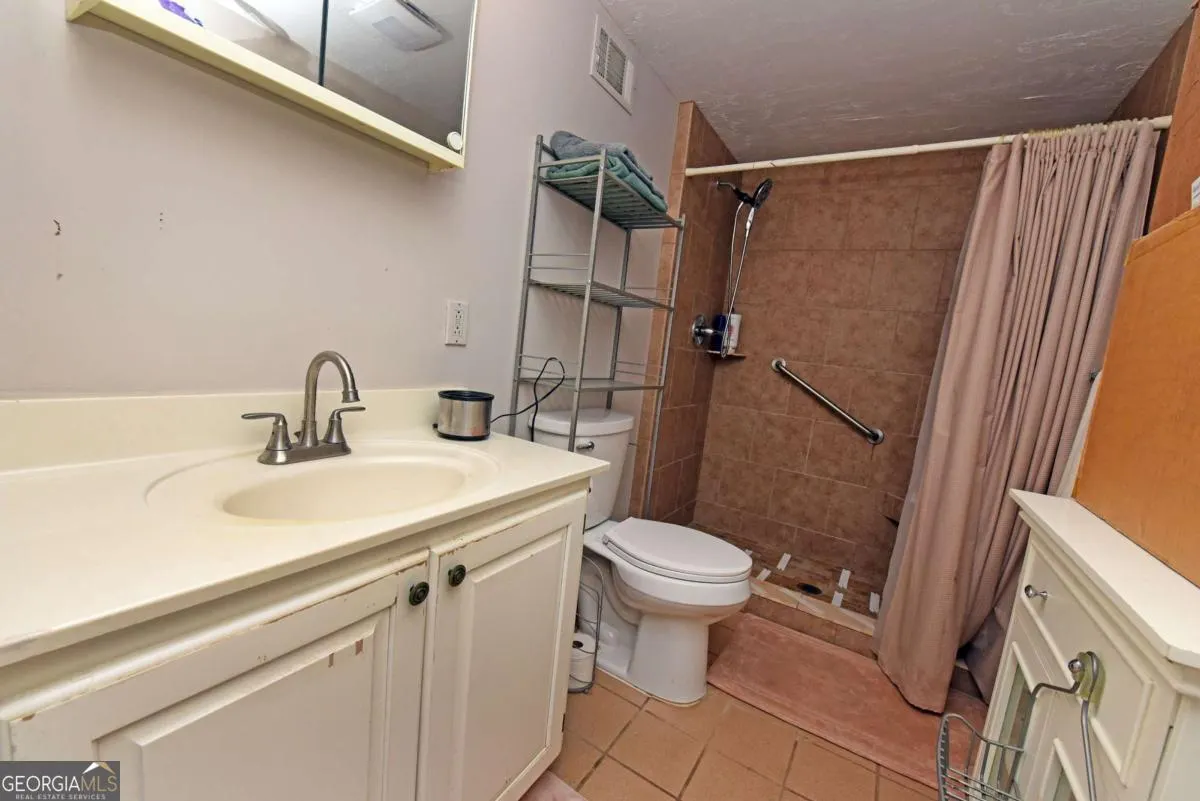 557 Hidden Pines Court